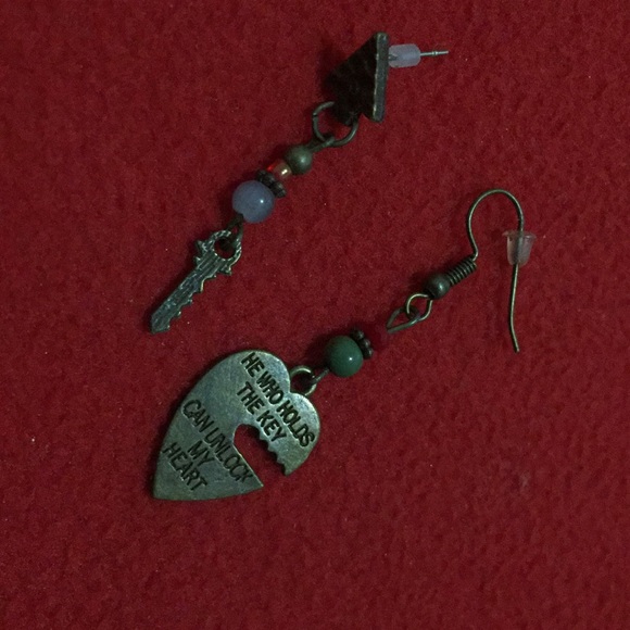 Earrings - Picture 2 of 2